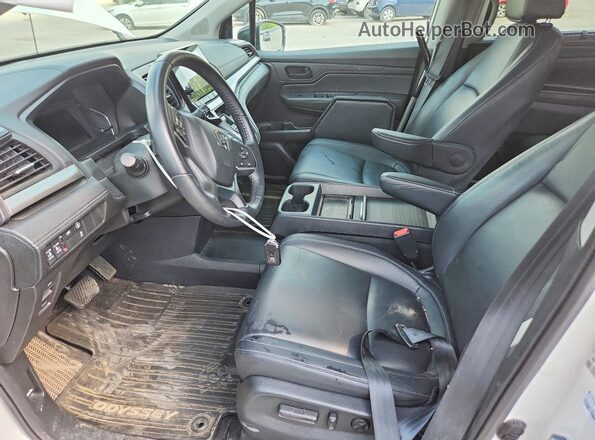 5FNRL6H68RB075635 2024 HONDA ODYSSEY White წინა სალონის ხედი