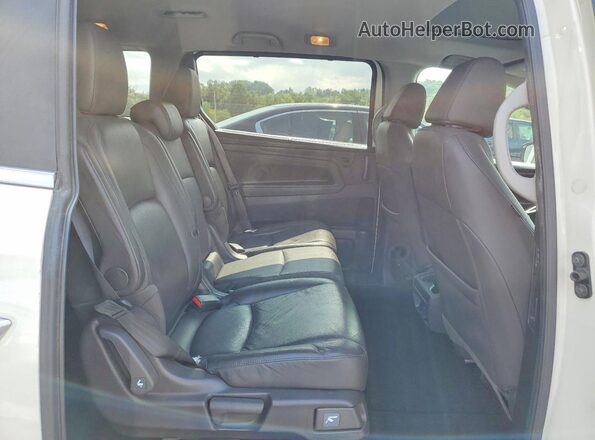 5FNRL6H73JB042720 2018 HONDA ODYSSEY White Вид задньої частини салону