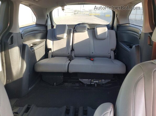 5FNRL6H74JB099895 2018 HONDA ODYSSEY Silver Вид задніх сидінь