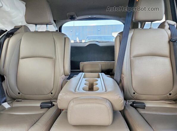 5FNRL6H74KB056904 2019 HONDA ODYSSEY White Vista de los asientos traseros