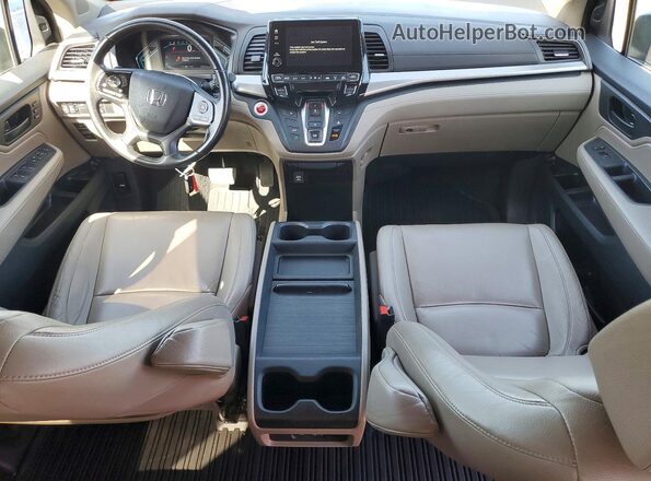 5FNRL6H75JB101038 2018 HONDA ODYSSEY White Vista del salpicadero