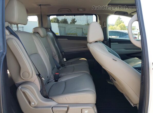 5FNRL6H75JB101038 2018 HONDA ODYSSEY White Vista interior trasera