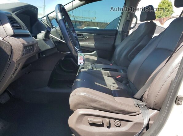 5FNRL6H75KB113806 2019 HONDA ODYSSEY White Widok wnętrza z przodu