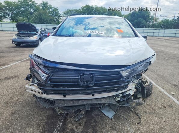 5FNRL6H76PB004052 2023 HONDA ODYSSEY White Front view