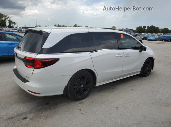 5FNRL6H78RB032700 2024 HONDA ODYSSEY White უკანა მარჯვენა