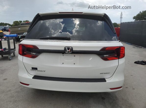 5FNRL6H78RB032700 2024 HONDA ODYSSEY White უკანა ხედი