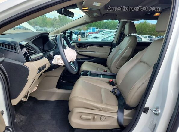 5FNRL6H83PB036045 2023 HONDA ODYSSEY White Вид салону спереду