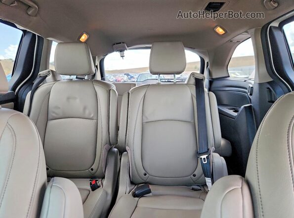 5FNRL6H83PB036045 2023 HONDA ODYSSEY White Вид задніх сидінь
