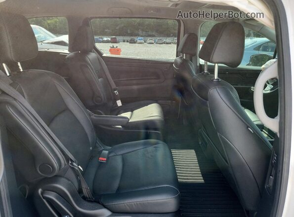 5FNRL6H85PB064946 2023 HONDA ODYSSEY White Rear seats view