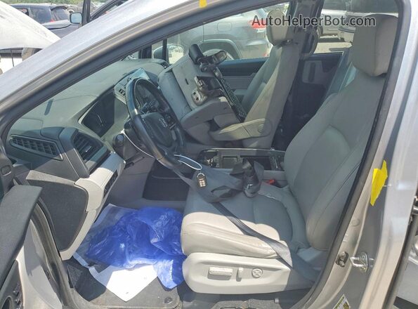 5FNRL6H88JB049669 2018 HONDA ODYSSEY Silver წინა სალონის ხედი