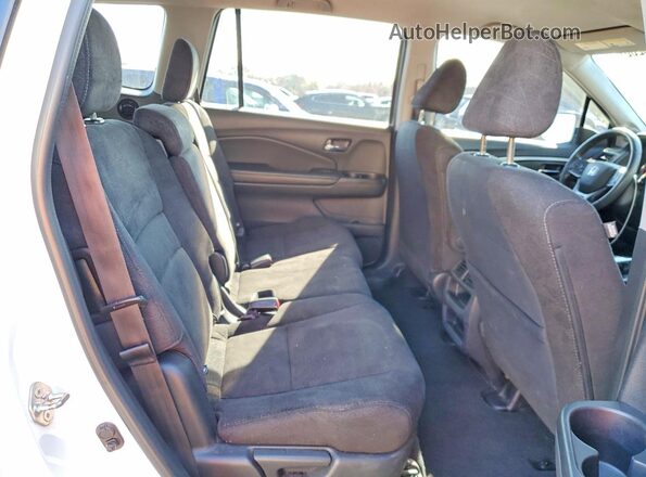 5FNYF6H16MB009844 2021 HONDA PILOT White Widok wnętrza z tyłu