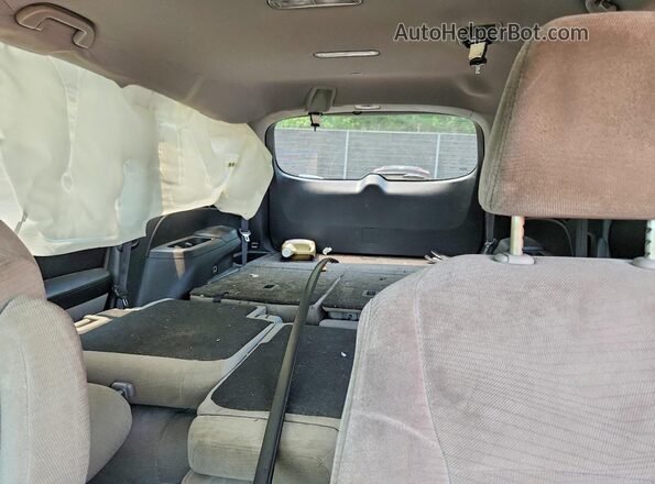 5FNYF6H38HB021999 2017 HONDA PILOT Gray Widok tylnych siedzeń