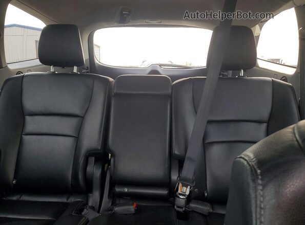 5FNYF6H59HB010933 2017 HONDA PILOT Black Widok tylnych siedzeń