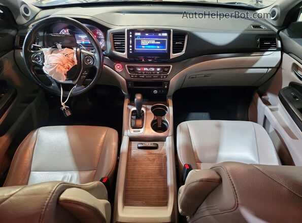 5FNYF6H59HB066760 2017 HONDA PILOT Черный Вид панели приборов