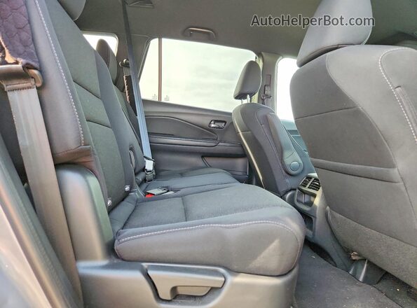 5FNYF8H20KB024325 2019 HONDA PASSPORT Silver უკანა სალონის ხედი