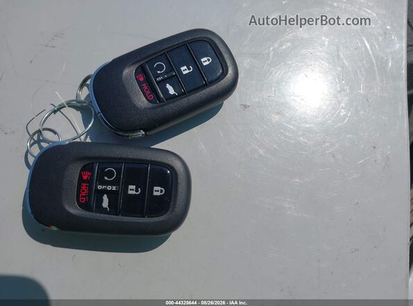 5FNYG1H82RB010171 2024 HONDA PILOT White Вид панелі приладів