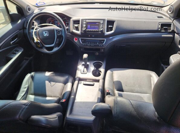 5FPYK2F56HB001539 2017 HONDA RIDGELINE Серебряный Вид панели приборов