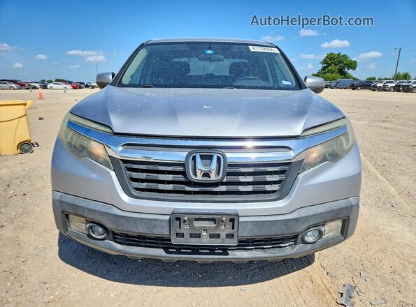 5FPYK2F56HB001539 2017 HONDA RIDGELINE Серебряный Вид спереди