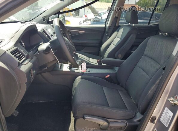 5FPYK3F15KB040357 2019 HONDA RIDGELINE Серебряный Вид салона спереди