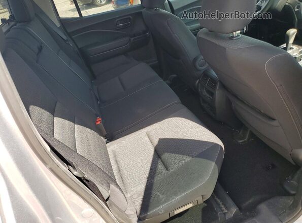 5FPYK3F15KB040357 2019 HONDA RIDGELINE Серебряный Вид задних сидений