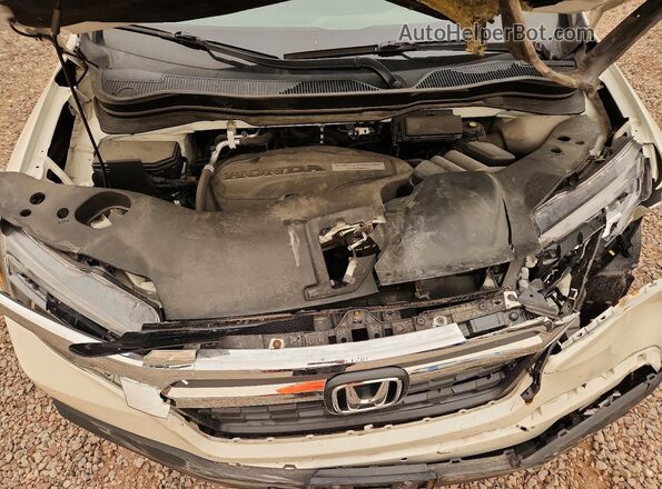 5FPYK3F52KB013930 2019 HONDA RIDGELINE White Widok wnętrza z tyłu