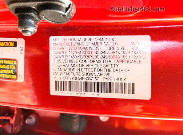 5FPYK3F54PB037167 2023 HONDA RIDGELINE Red Widok komory silnika