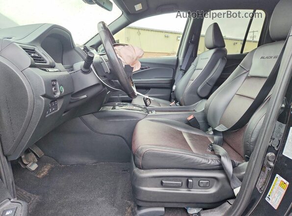 5FPYK3F80PB042697 2023 HONDA RIDGELINE Черный Вид салона спереди