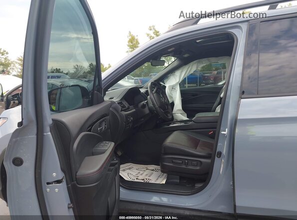 5FPYK3F82RB020655 2024 HONDA RIDGELINE Light Blue Widok wnętrza z przodu