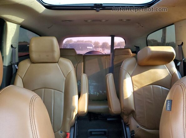 5GAKRBKD7GJ182716 2016 BUICK ENCLAVE Burgundy Vista de los asientos traseros