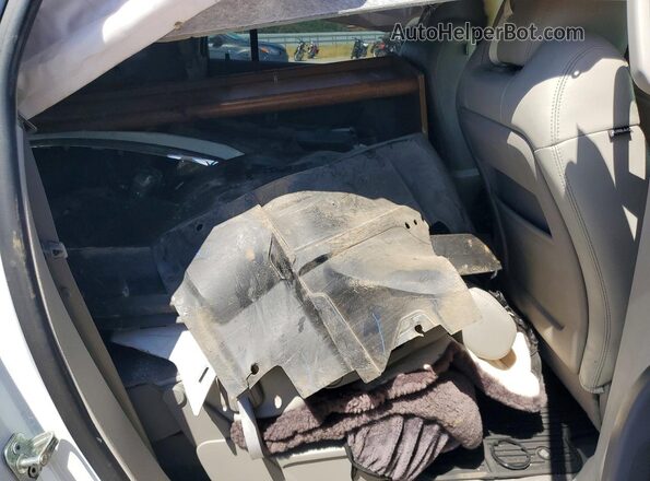 5GAKVCKDXHJ337603 2017 BUICK ENCLAVE White Вид задньої частини салону