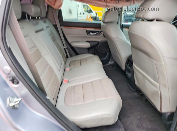 5J6RW2H87HL069199 2017 HONDA CR-V Silver Vista interior trasera