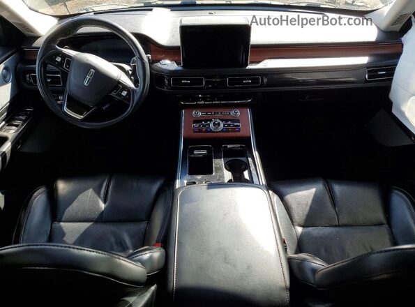 5LM5J7XC5LGL34508 2020 LINCOLN AVIATOR Black Dashboard view