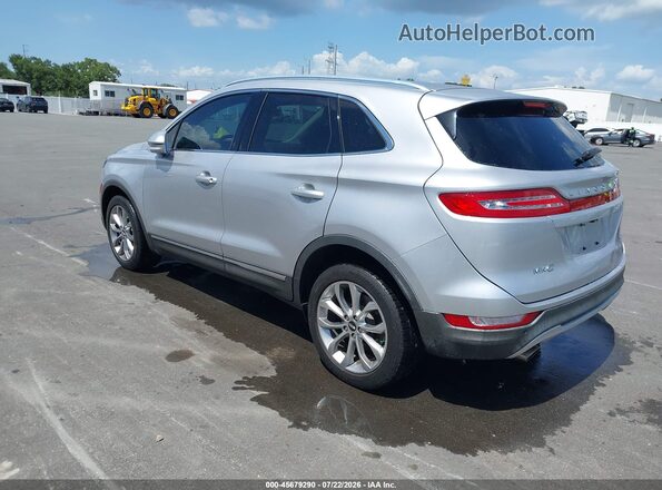 5LMCJ2C94JUL30369 2018 LINCOLN MKC Серебряный Задняя левая четверть