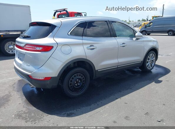 5LMCJ2C94JUL30369 2018 LINCOLN MKC Серебряный Задняя правая четверть