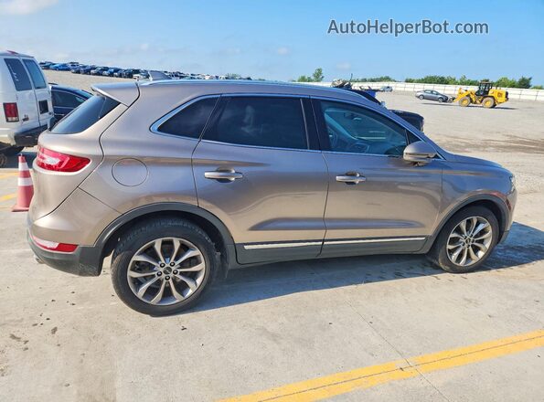 5LMCJ2C99KUL34645 2019 LINCOLN MKC Tan Trasero derecho