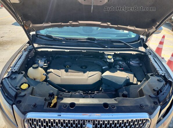 5LMCJ2C99KUL34645 2019 LINCOLN MKC Tan Vista del compartimento del motor