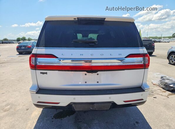 5LMJJ2HT5KEL09151 2019 LINCOLN NAVIGATOR White Rear view