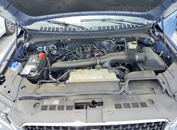 5LMJJ2TGXREL09747 2024 LINCOLN NAVIGATOR Silver Vista del compartimento del motor