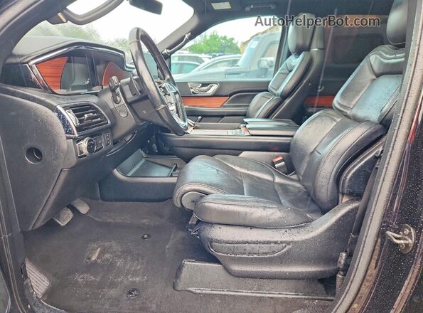 5LMJJ3LT6KEL03386 2019 LINCOLN NAVIGATOR Черный Вид салона спереди