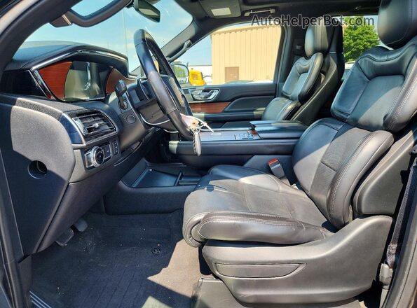 5LMJJ3LT6LEL00747 2020 LINCOLN NAVIGATOR Black Вид салону спереду