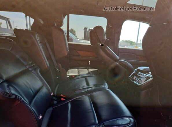 5LMJJ3LT6LEL00747 2020 LINCOLN NAVIGATOR Black Вид задньої частини салону