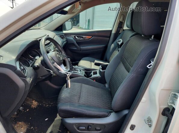 5N1AT2MT0HC882921 2017 NISSAN ROGUE White წინა სალონის ხედი