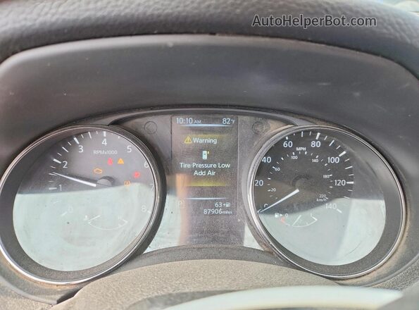 5N1AT2MT1HC867084 2017 NISSAN ROGUE Silver Вид щитка приладів