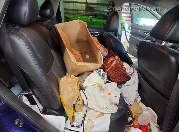 5N1AT2MT4HC770221 2017 NISSAN ROGUE Blue Rear interior view