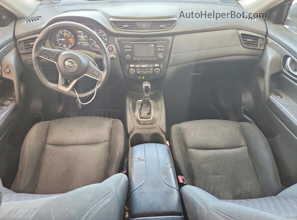 5N1AT2MT4HC818560 2017 NISSAN ROGUE Белый Вид панели приборов