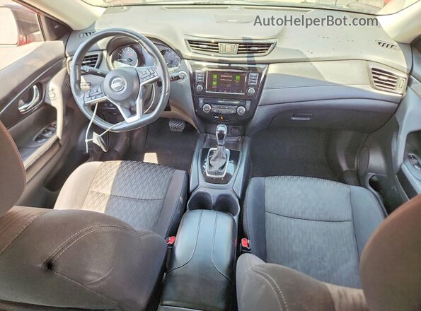 5N1AT2MT6JC715775 2018 NISSAN ROGUE Red Вид панелі приладів