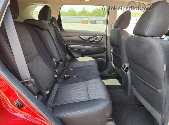 5N1AT2MT6JC715775 2018 NISSAN ROGUE Red Вид задньої частини салону