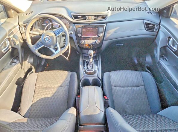 5N1AT2MT8JC750401 2018 NISSAN ROGUE Черный Вид панели приборов