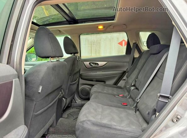 5N1AT2MV3GC898885 2016 NISSAN ROGUE Gray Dashboard view