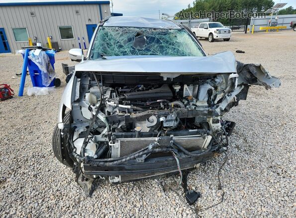 5N1AT2MV3JC775062 2018 NISSAN ROGUE Silver Вид спереду